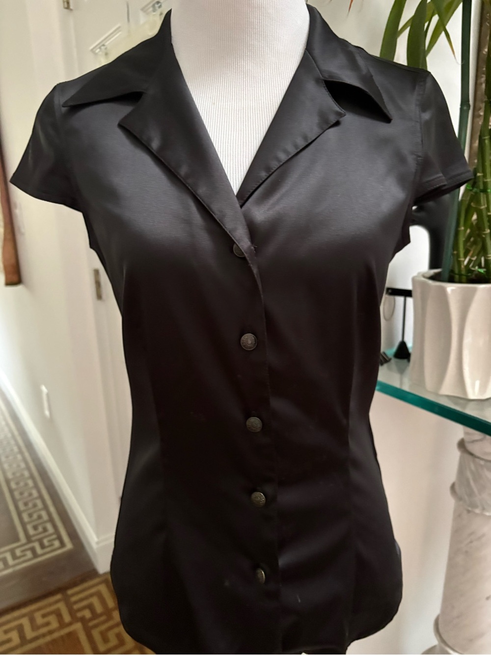 VINTAGE Moschino Black Silk Short-Sleeve Button Blouse Sz xs Made in Italy